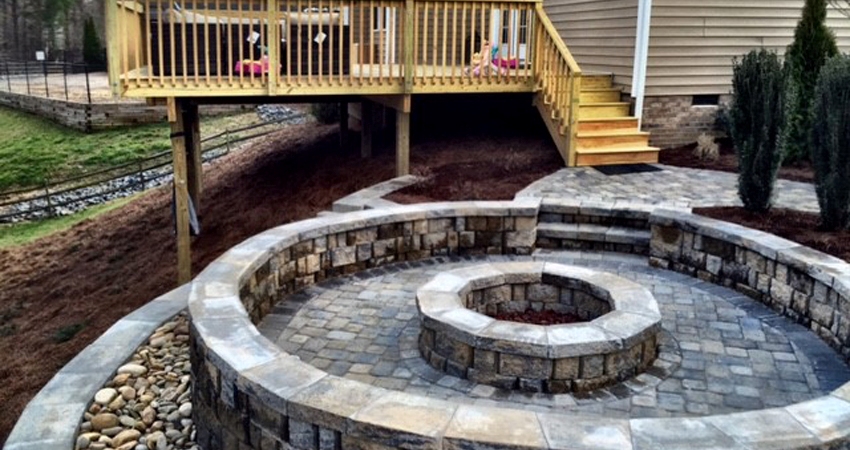 Fire Pit with Seating Wall