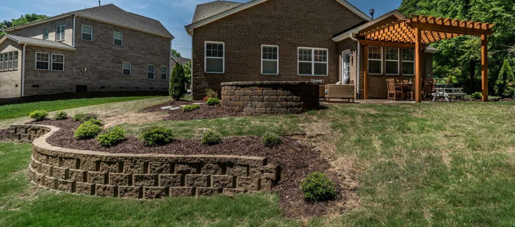 Retaining wall for dealing with sloping backyards