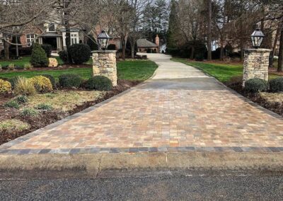 Lake Norman paver driveway entrance with paver light posts